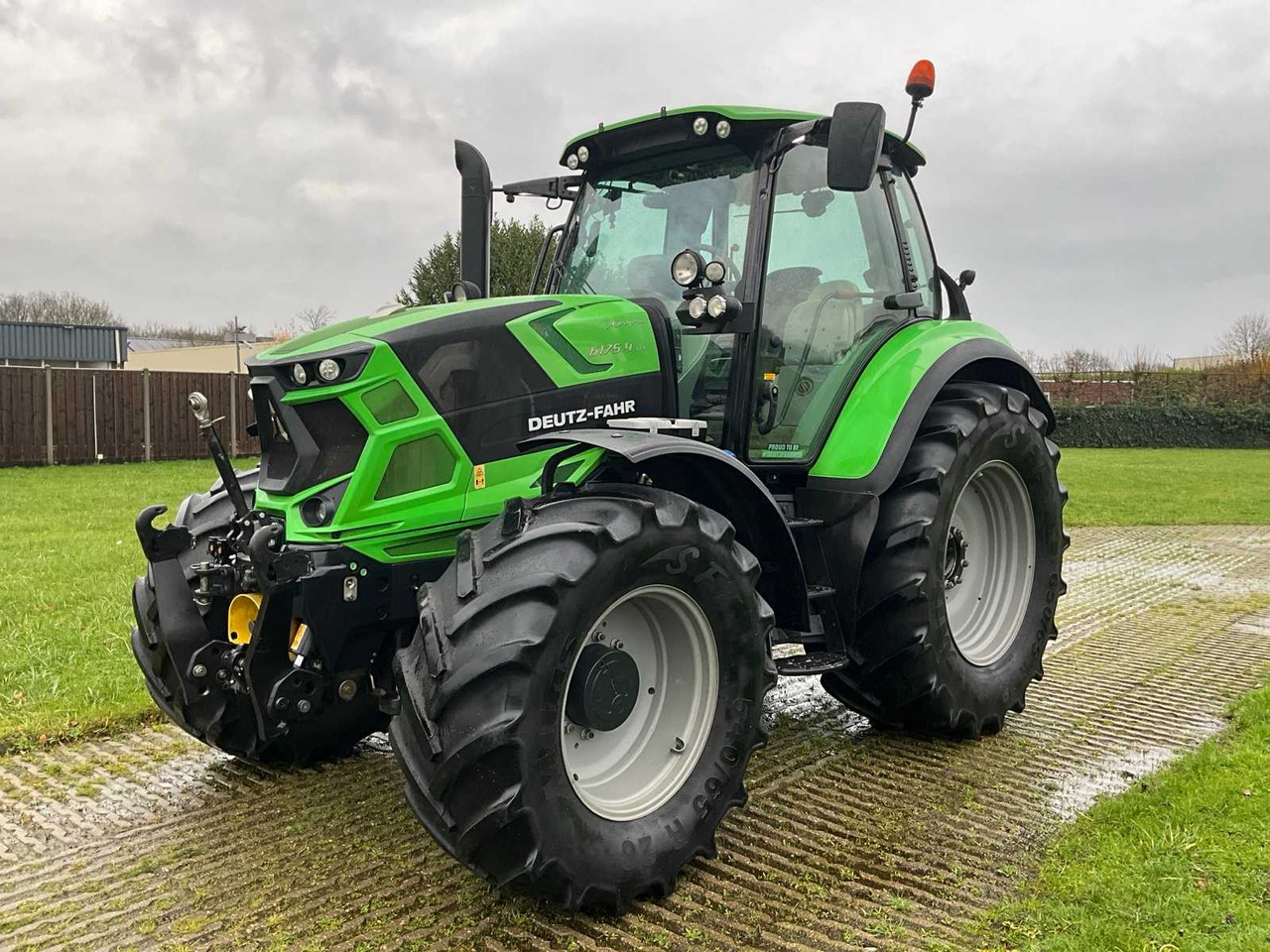 2019 DEUTZ-FAHR AGROTRON 6175.4 TTV VARIO ALL-WHEEL DRIVE FARM TRACTOR - Трактор: снимка 1 2019 DEUTZ-FAHR AGROTRON 6175.4 TTV VARIO ALL-WHEEL DRIVE FARM TRACTOR - Трактор: снимка 1