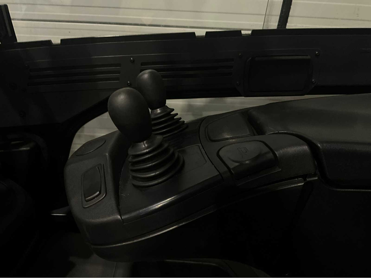 Мотокар 2019 LINDE E30HL-01/600 3000KG SPOON ADJUSTER BATTERY 2023 FORKLIFT: снимка 13