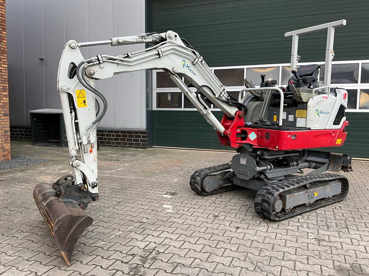 2019 TAKEUCHI TB225 CANOPY MINI EXCAVATOR - Мини багер: снимка 1 2019 TAKEUCHI TB225 CANOPY MINI EXCAVATOR - Мини багер: снимка 1