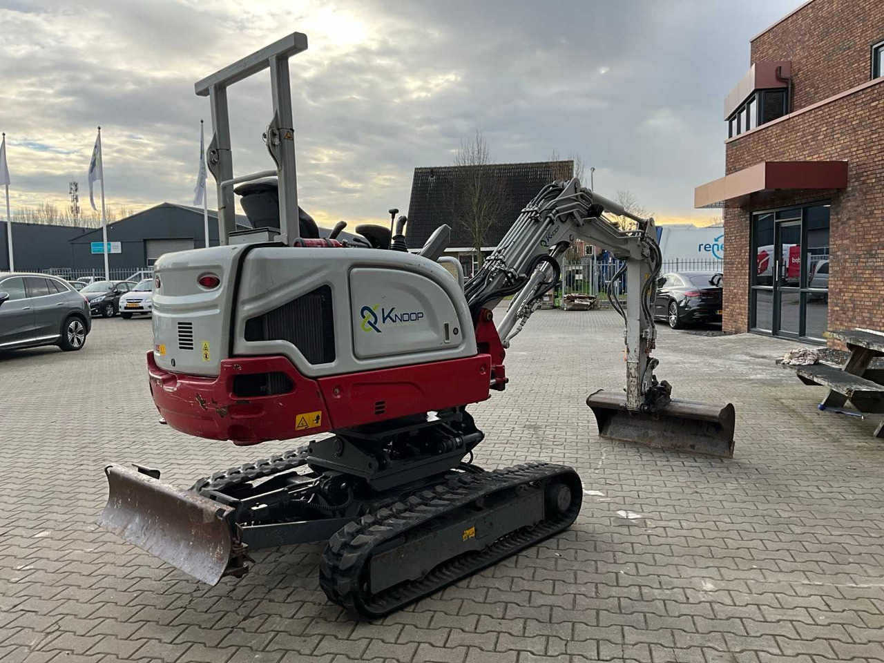 2019 TAKEUCHI TB225 CANOPY MINI EXCAVATOR - Мини багер: снимка 3 2019 TAKEUCHI TB225 CANOPY MINI EXCAVATOR - Мини багер: снимка 3