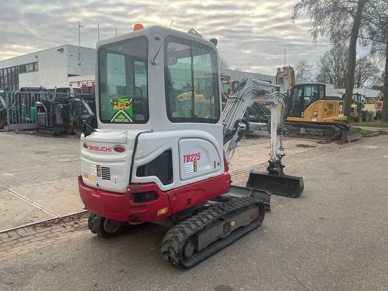2019 TAKEUCHI TB225 MINI EXCAVATOR - Мини багер: снимка 2 2019 TAKEUCHI TB225 MINI EXCAVATOR - Мини багер: снимка 2