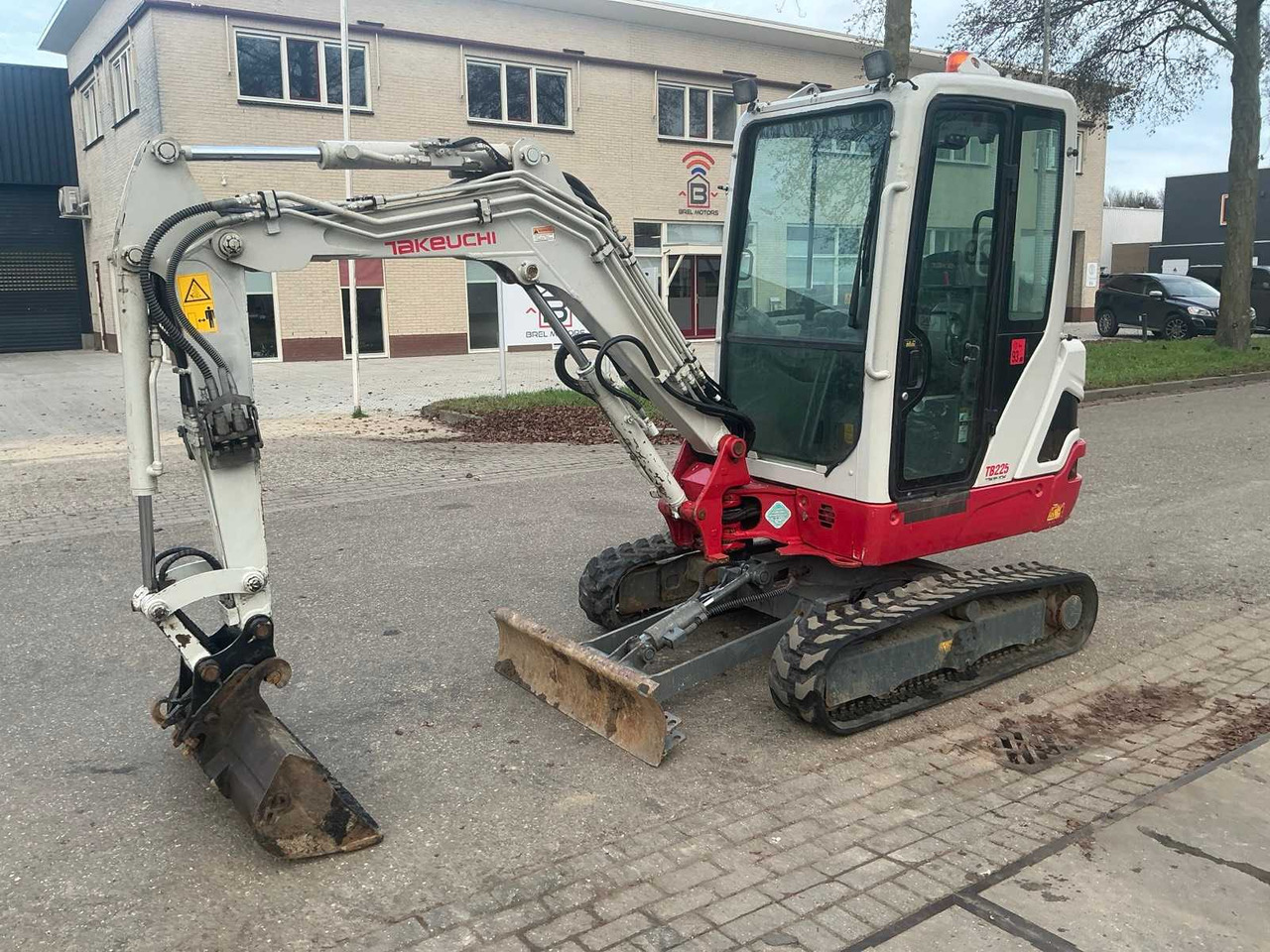2019 TAKEUCHI TB225 MINI EXCAVATOR - Мини багер: снимка 4 2019 TAKEUCHI TB225 MINI EXCAVATOR - Мини багер: снимка 4
