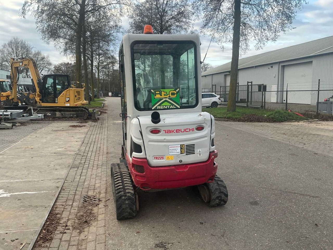 2019 TAKEUCHI TB225 MINI EXCAVATOR - Мини багер: снимка 5 2019 TAKEUCHI TB225 MINI EXCAVATOR - Мини багер: снимка 5