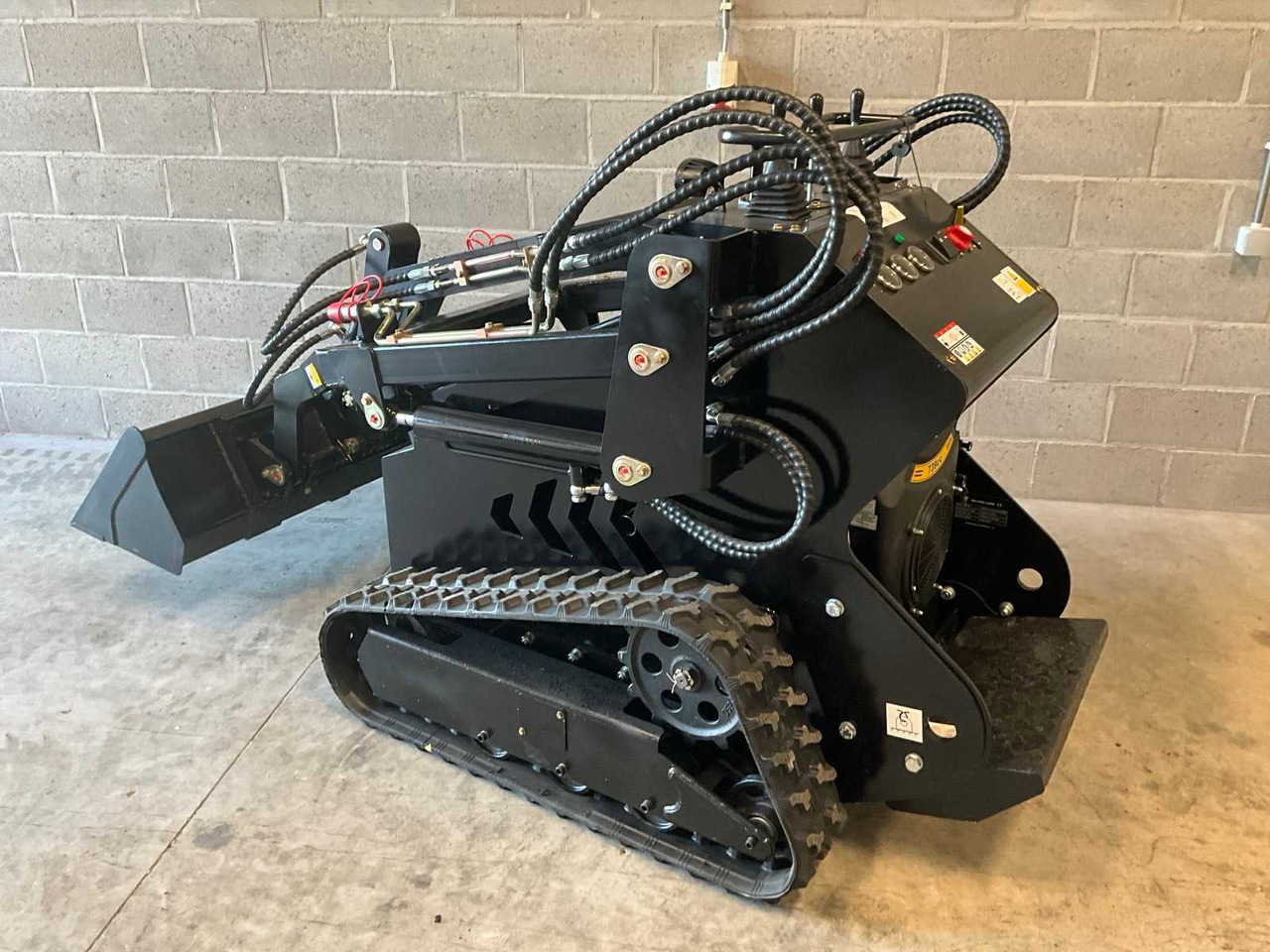 2025 Briggs & Stratton Skid Steer Loader T480 - unused - Мини челен товарач: снимка 2 2025 Briggs & Stratton Skid Steer Loader T480 - unused - Мини челен товарач: снимка 2