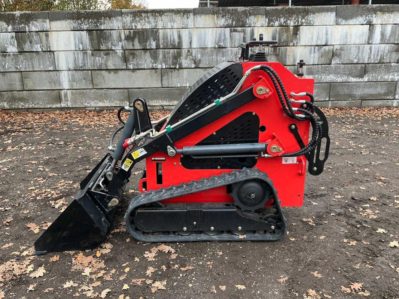 2025 LIHUE T360 SKID STEER LOADER UNUSED - Мини верижен товарач: снимка 2 2025 LIHUE T360 SKID STEER LOADER UNUSED - Мини верижен товарач: снимка 2