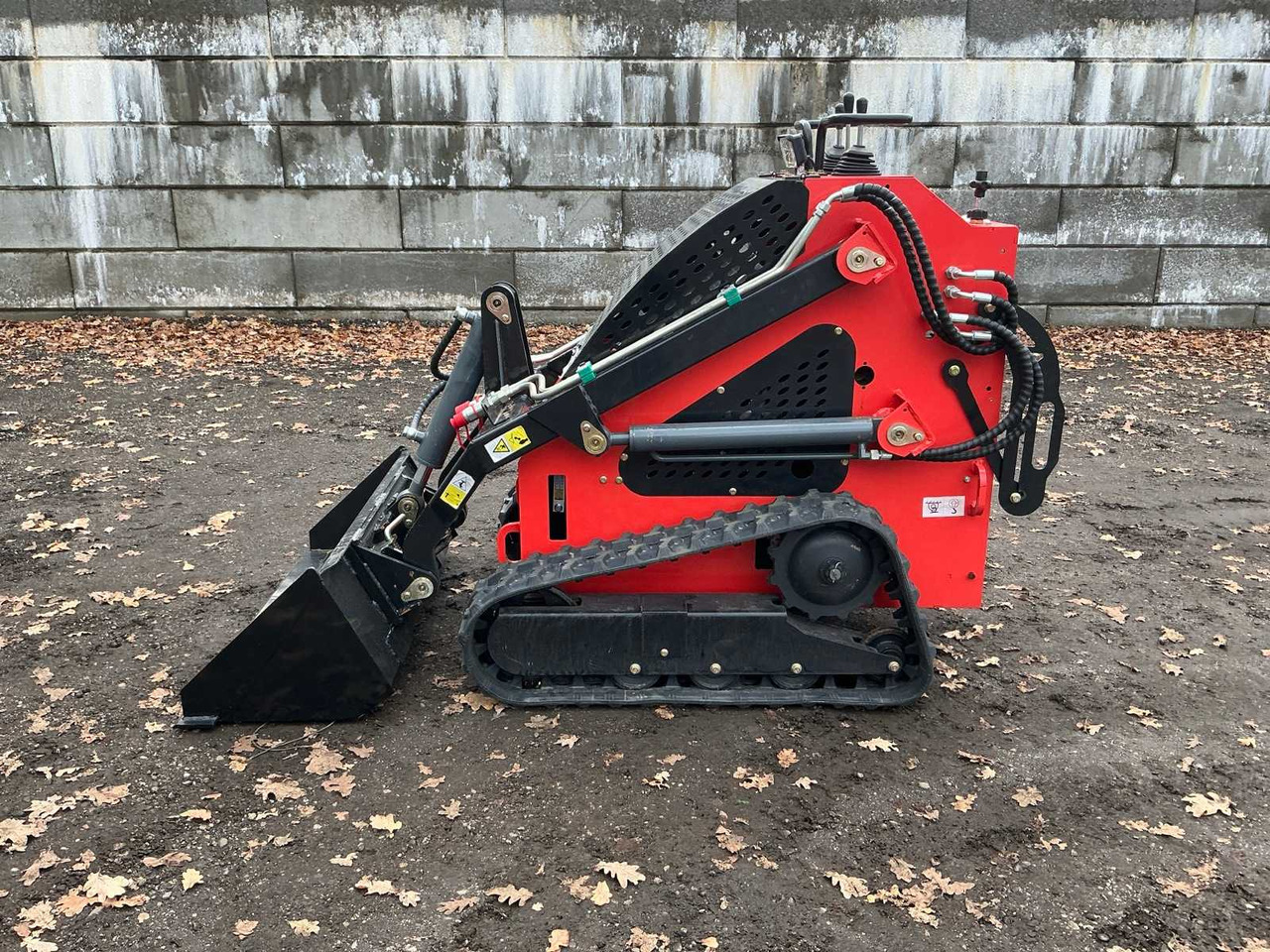 2025 LIHUE T360 SKID STEER LOADER UNUSED - Мини верижен товарач: снимка 2 2025 LIHUE T360 SKID STEER LOADER UNUSED - Мини верижен товарач: снимка 2