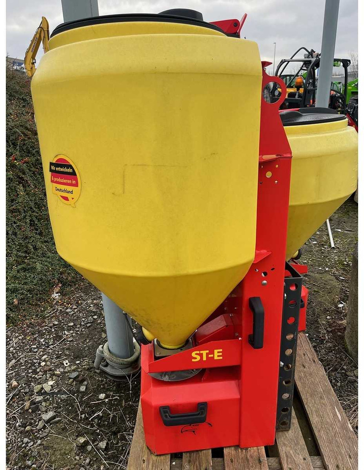 Adler ST-E-200 - Машина за разпръскване на сол/ Пясък: снимка 3 Adler ST-E-200 - Машина за разпръскване на сол/ Пясък: снимка 3