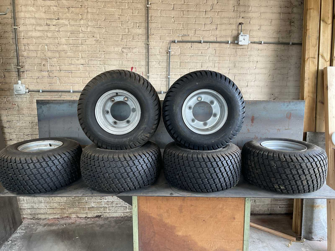 Agricultural wheels (6x) - Гуми и джанти за Трактор: снимка 2 Agricultural wheels (6x) - Гуми и джанти за Трактор: снимка 2