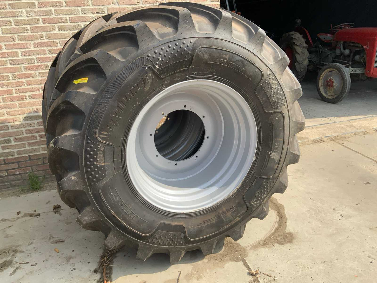 Alliance Agri Star 2 - Гуми и джанти за Трактор: снимка 3 Alliance Agri Star 2 - Гуми и джанти за Трактор: снимка 3