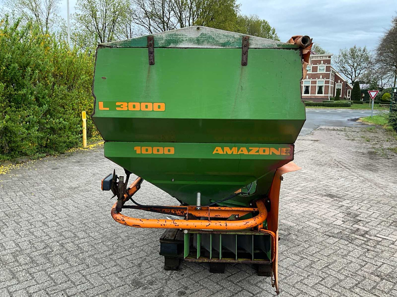 Amazone ZA-MI 1000 - Тороразпръсквачка: снимка 4 Amazone ZA-MI 1000 - Тороразпръсквачка: снимка 4