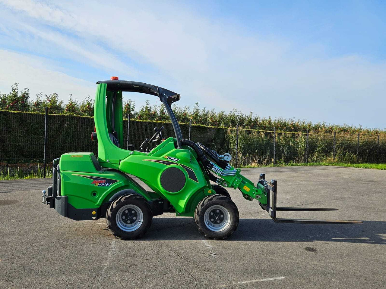 Avant E 527 - Колесен товарач: снимка 3 Avant E 527 - Колесен товарач: снимка 3