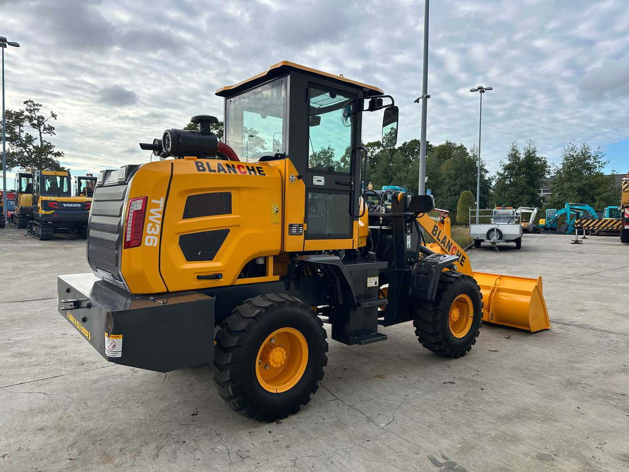 BLANCHE - 2025 - TW36 - WHEEL LOADER - Колесен товарач: снимка 4 BLANCHE - 2025 - TW36 - WHEEL LOADER - Колесен товарач: снимка 4