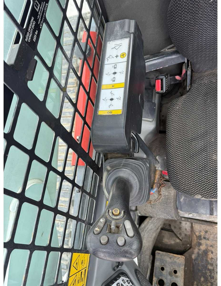 Мини верижен товарач BOBCAT T770 TRACK LOADER: снимка 13