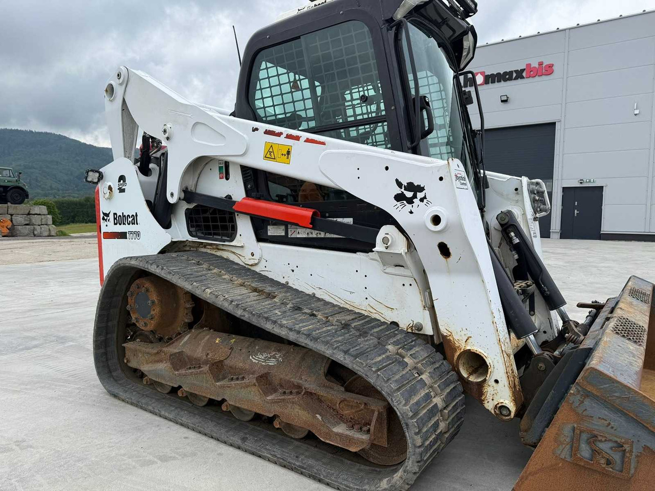 Мини верижен товарач BOBCAT T770 TRACK LOADER: снимка 12