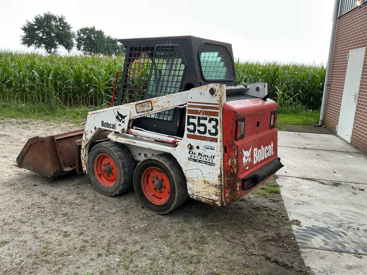 Bobcat 553 - Мини челен товарач: снимка 4 Bobcat 553 - Мини челен товарач: снимка 4