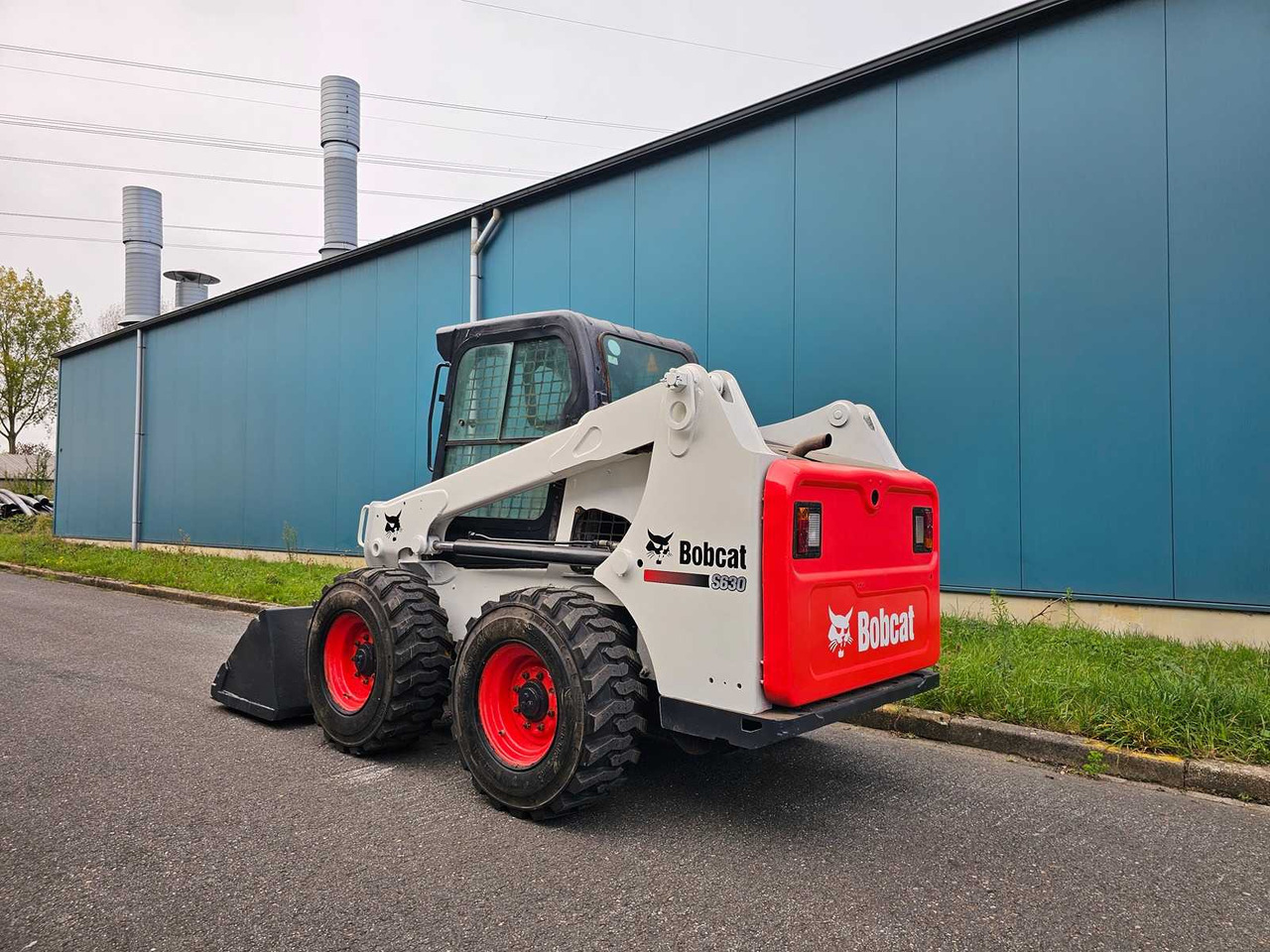 Bobcat S630 - Мини челен товарач: снимка 3 Bobcat S630 - Мини челен товарач: снимка 3