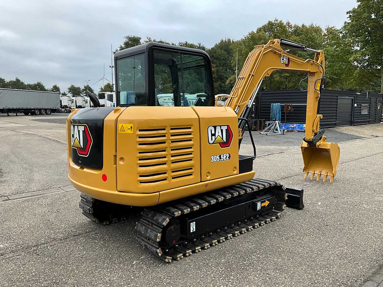 CAT 305.5E2 - Верижен багер: снимка 5 CAT 305.5E2 - Верижен багер: снимка 5