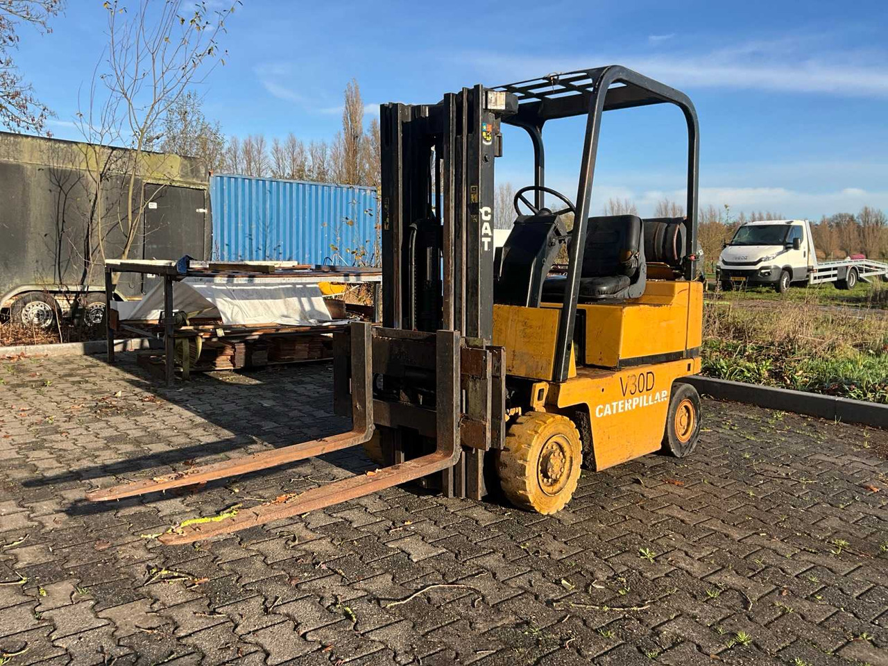 CATARPILLAR V30D FORKLIFT - Мотокар: снимка 1 CATARPILLAR V30D FORKLIFT - Мотокар: снимка 1