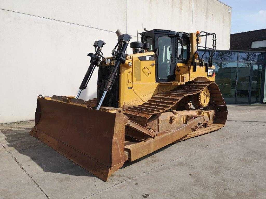 CATERPILLAR D6T LGP - Булдозер: снимка 1 CATERPILLAR D6T LGP - Булдозер: снимка 1