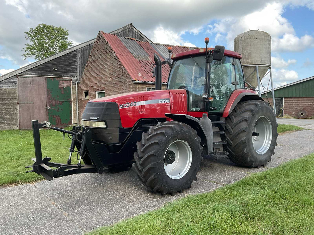 Case IH Magnum MX240 - Трактор: снимка 1 Case IH Magnum MX240 - Трактор: снимка 1
