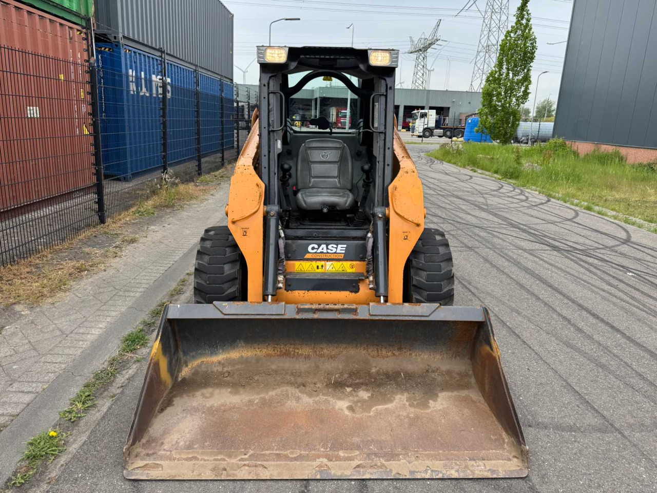 Case SR210 - Мини челен товарач: снимка 4 Case SR210 - Мини челен товарач: снимка 4