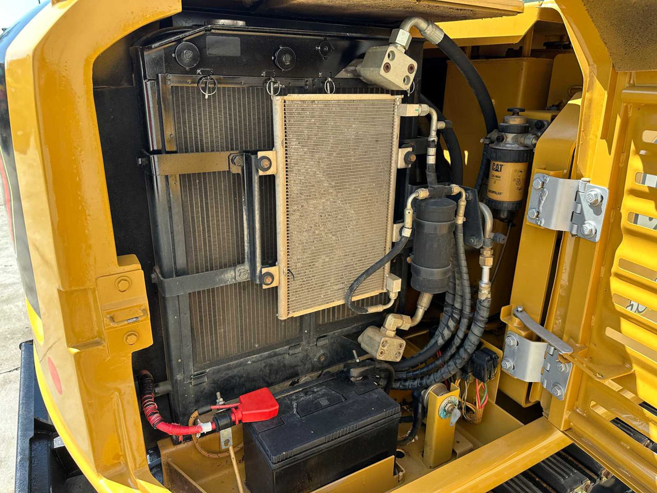 Верижен багер Caterpillar 305.5E2: снимка 22