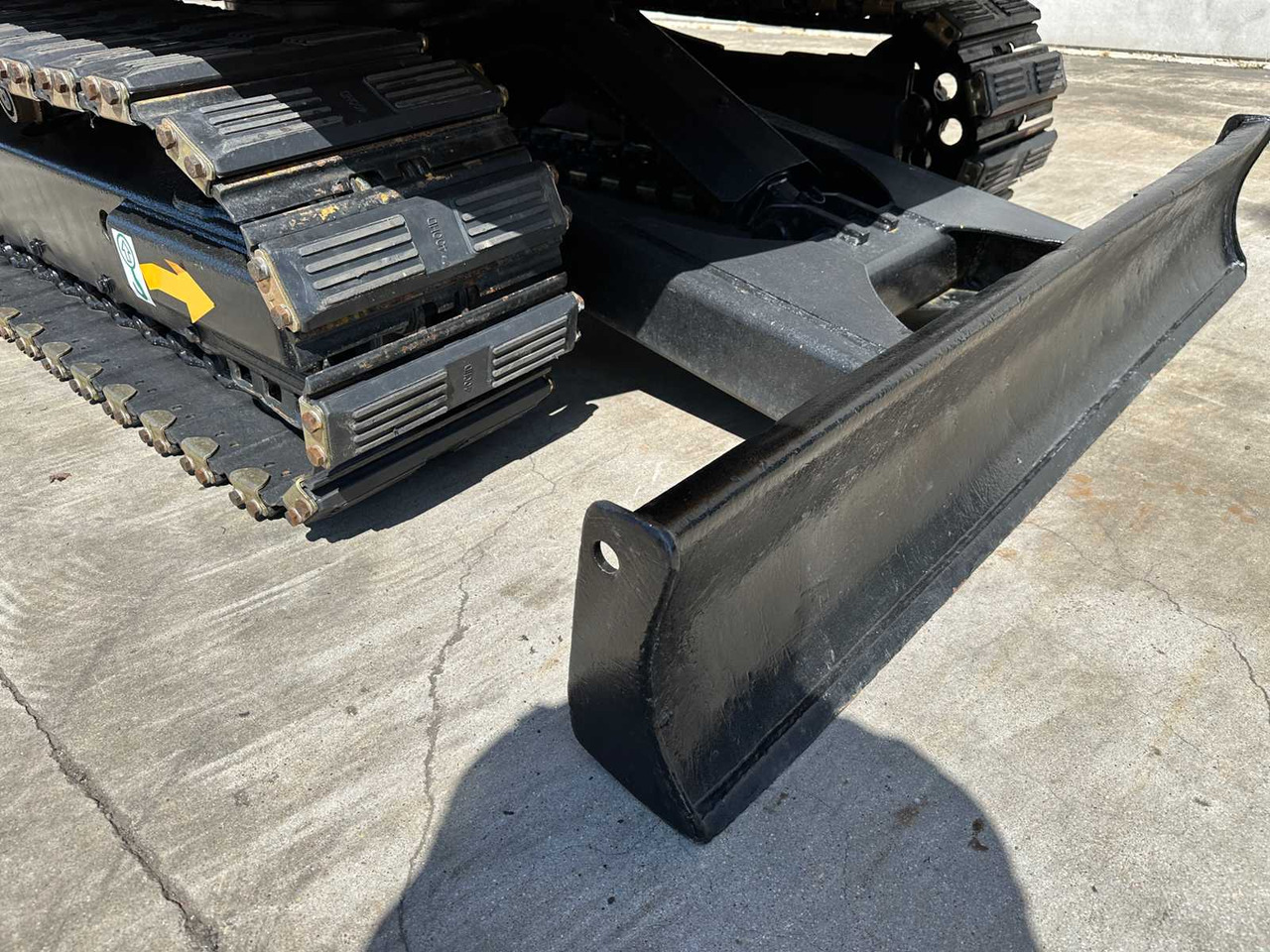 Верижен багер Caterpillar 305.5E2: снимка 16