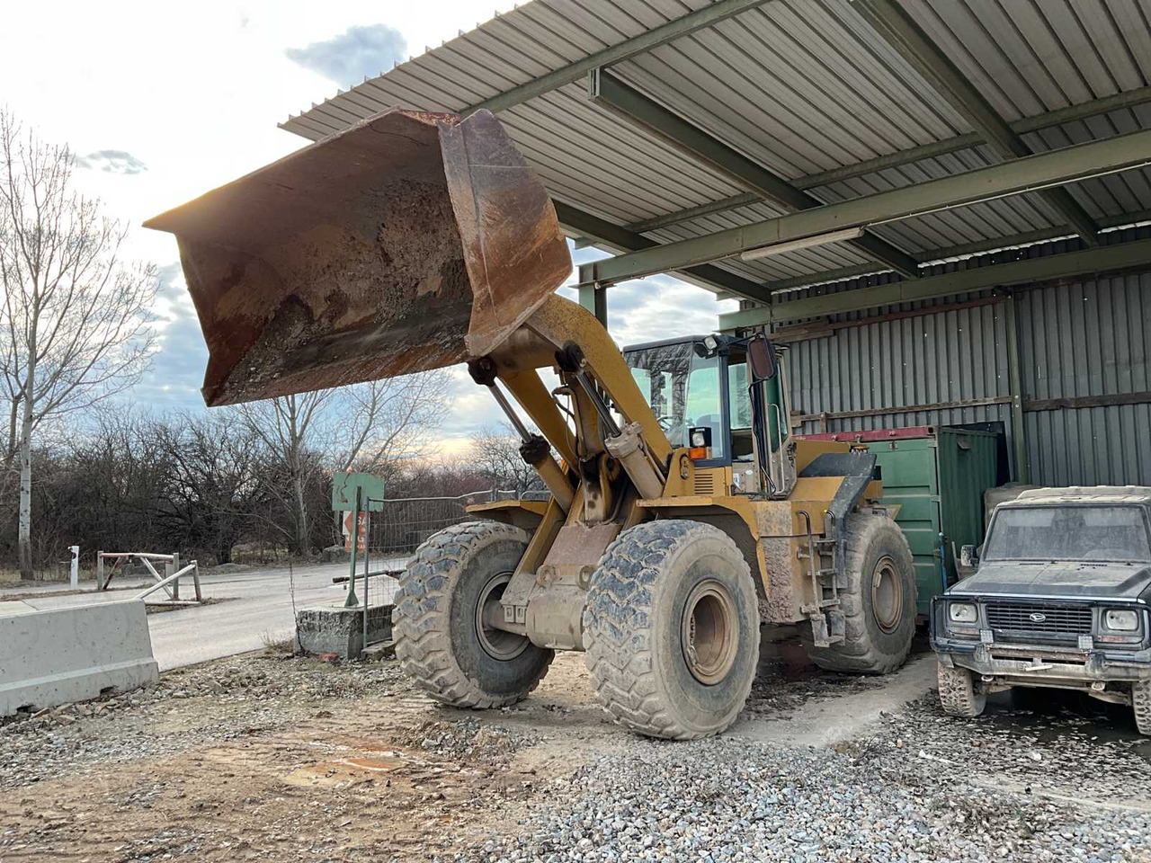 Caterpillar Cat 966F 2 - Мини челен товарач: снимка 1 Caterpillar Cat 966F 2 - Мини челен товарач: снимка 1