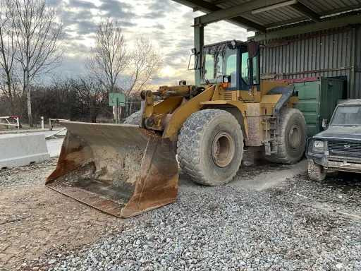 Caterpillar Cat 966F 2 - Мини челен товарач: снимка 2 Caterpillar Cat 966F 2 - Мини челен товарач: снимка 2