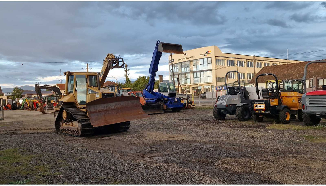 Caterpillar D5N - Булдозер: снимка 3 Caterpillar D5N - Булдозер: снимка 3