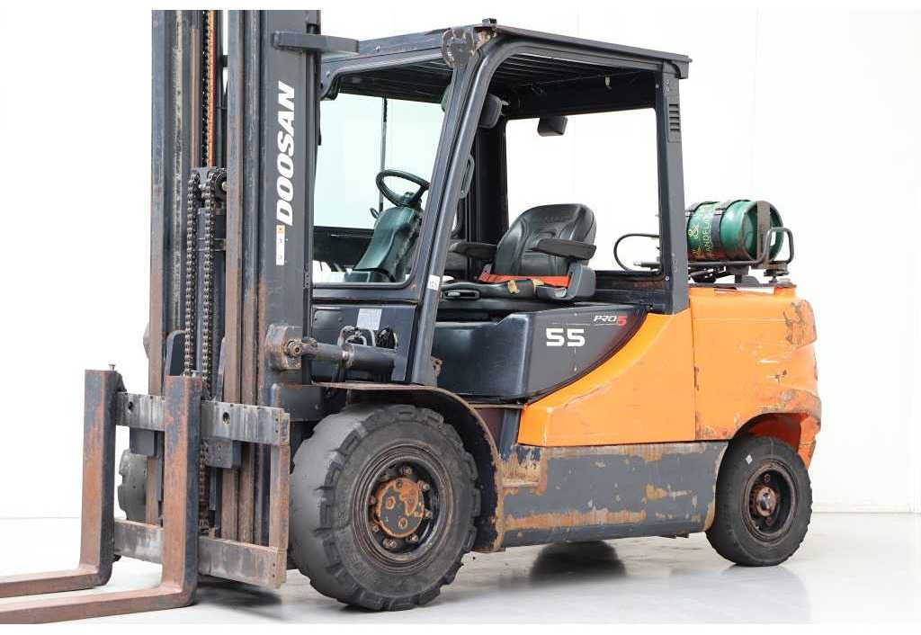 DOOSAN - G55SC-5 - FORKLIFT TRUCK, TRIPLEX, 3RD VALVE, LPG - Мотокар: снимка 1 DOOSAN - G55SC-5 - FORKLIFT TRUCK, TRIPLEX, 3RD VALVE, LPG - Мотокар: снимка 1