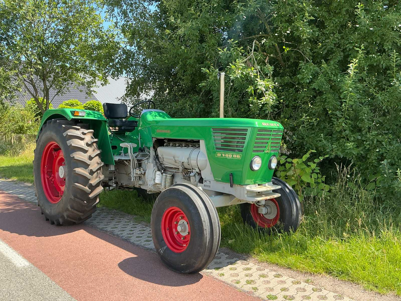 Deutz D100 06 - Трактор: снимка 2 Deutz D100 06 - Трактор: снимка 2
