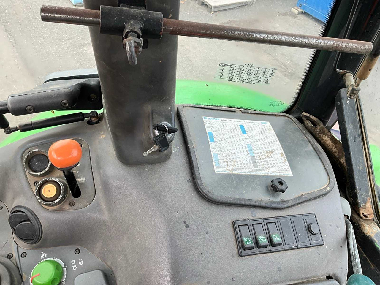 Трактор Deutz-Fahr Agrotron 150 MK3: снимка 19