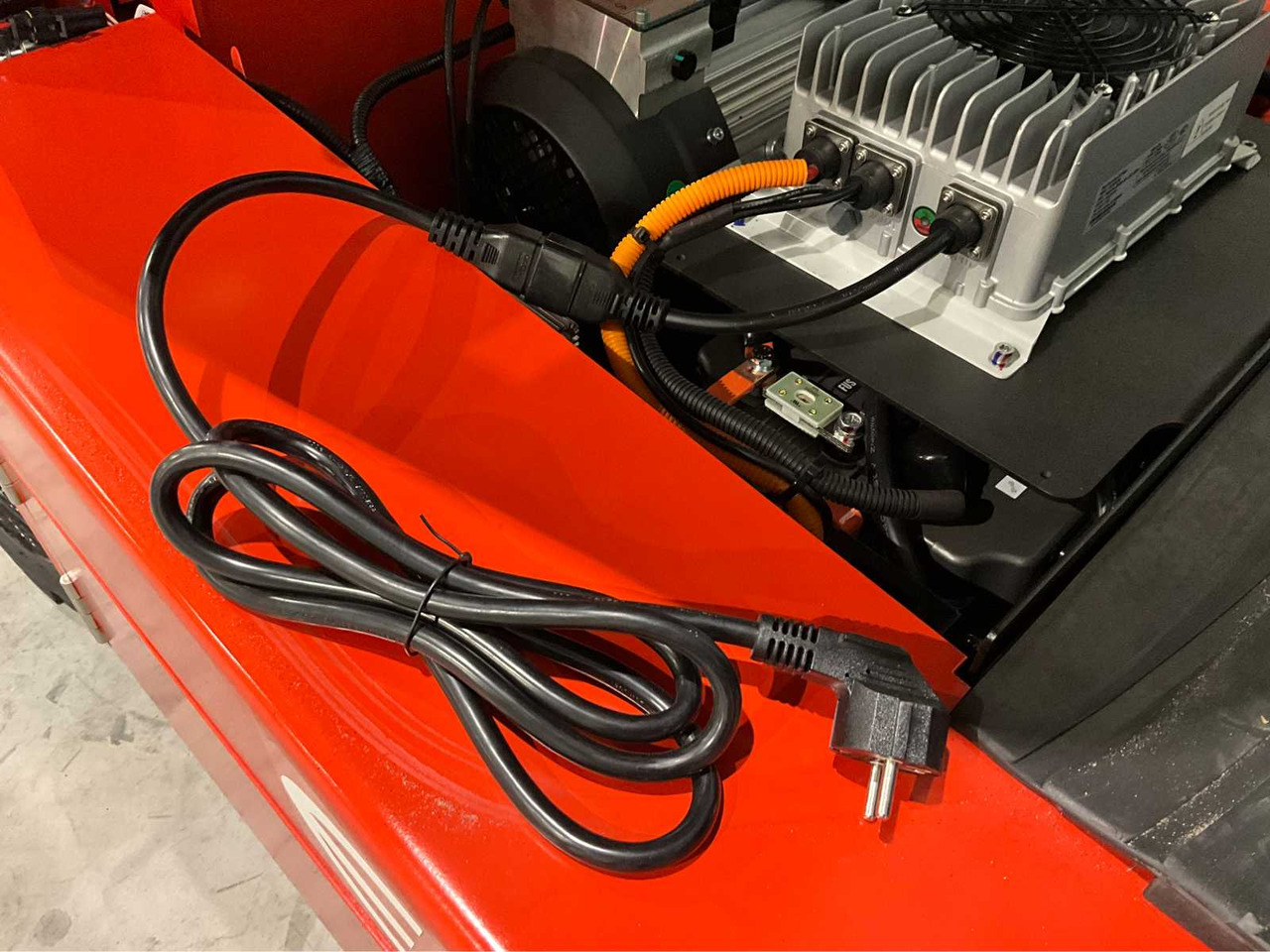 Мотокар EP - 2025 - EFL 252 X - FORKLIFT TRUCK: снимка 18 Мотокар EP - 2025 - EFL 252 X - FORKLIFT TRUCK: снимка 18