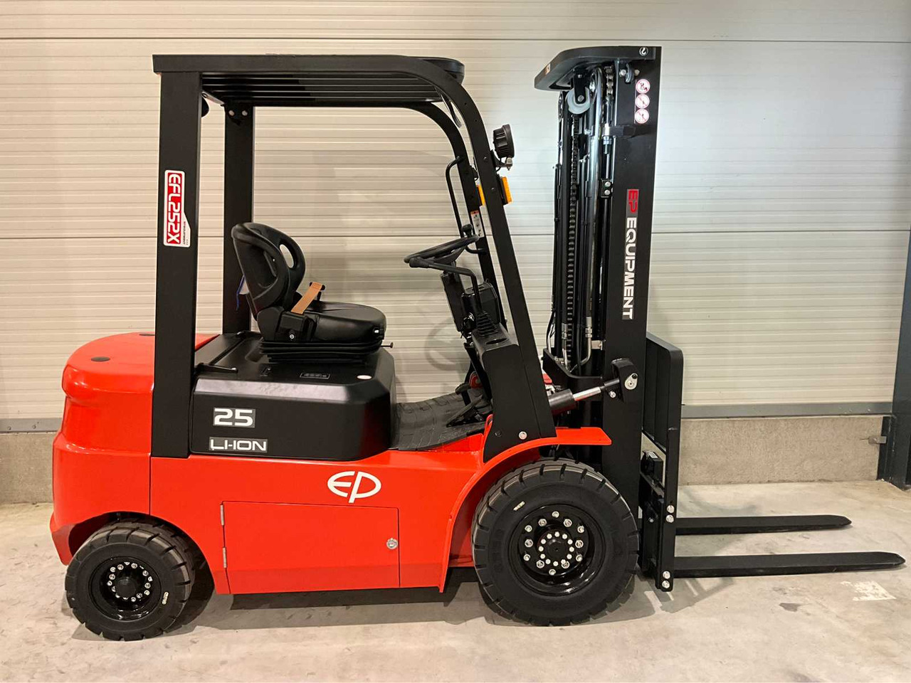 Мотокар EP - 2025 - EFL 252 X - FORKLIFT TRUCK: снимка 7 Мотокар EP - 2025 - EFL 252 X - FORKLIFT TRUCK: снимка 7