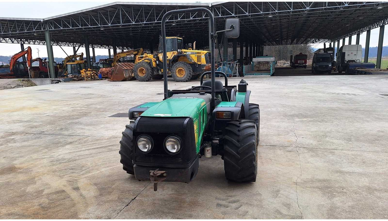 FERRARI - 65 THOR 4X4 - 4-WHEEL DRIVE TRACTOR - 2006 - Трактор: снимка 2 FERRARI - 65 THOR 4X4 - 4-WHEEL DRIVE TRACTOR - 2006 - Трактор: снимка 2