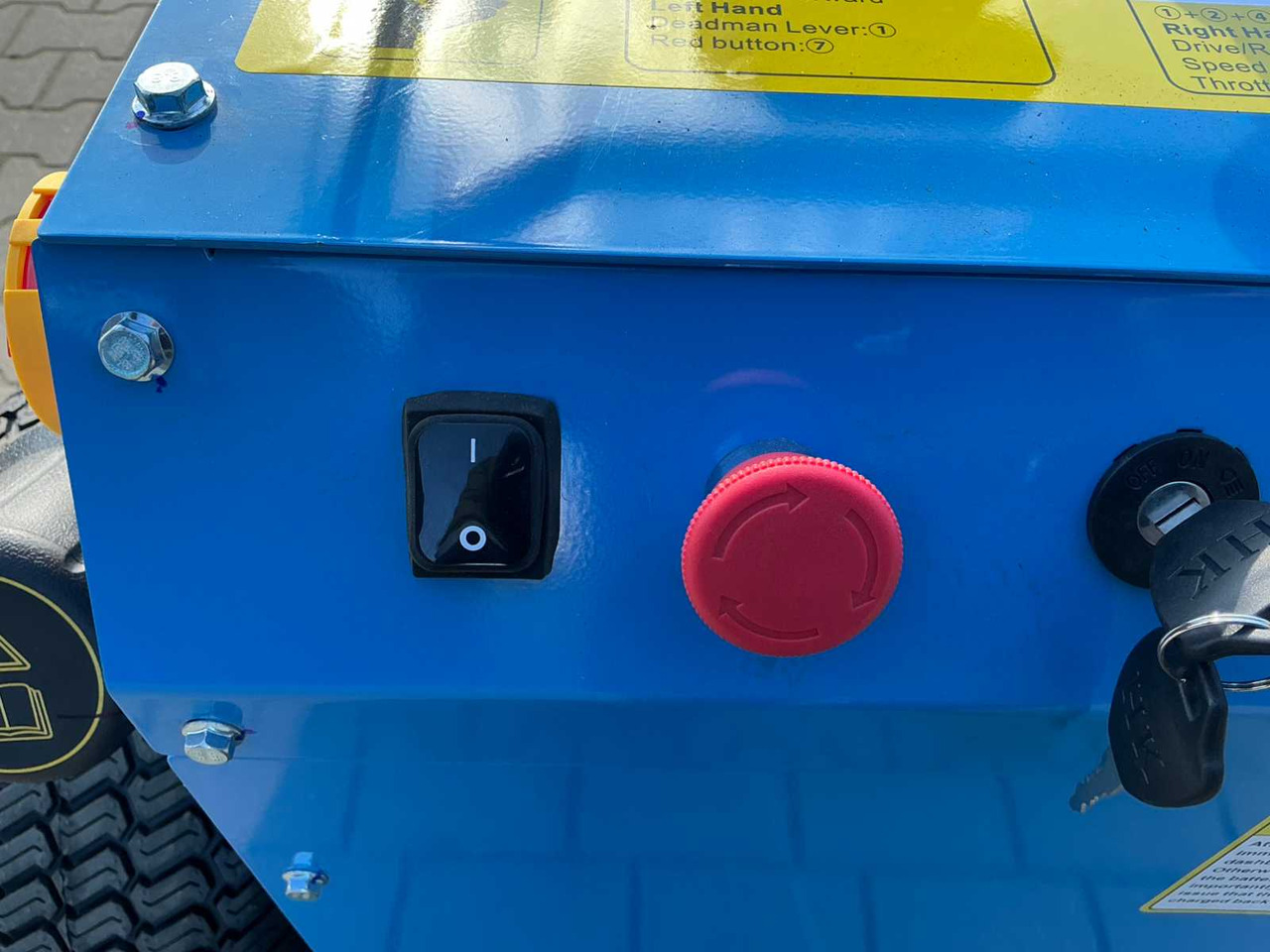 Мини самосвал FIELD D300ENP ELECTRIC ARTICULATED DUMPER: снимка 30 Мини самосвал FIELD D300ENP ELECTRIC ARTICULATED DUMPER: снимка 30