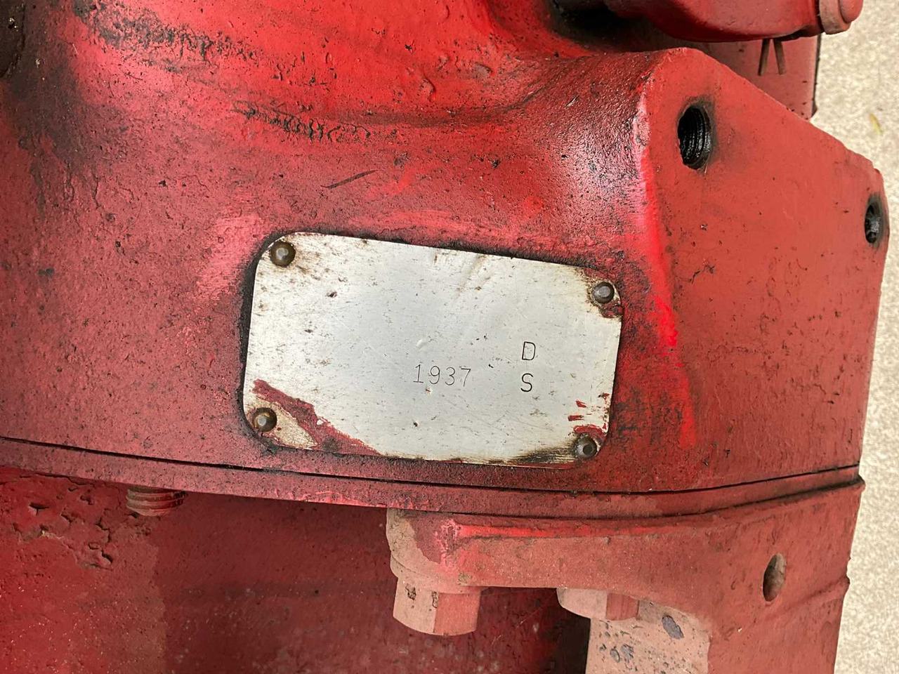 Трактор Farmall 400 “Benzine”: снимка 11