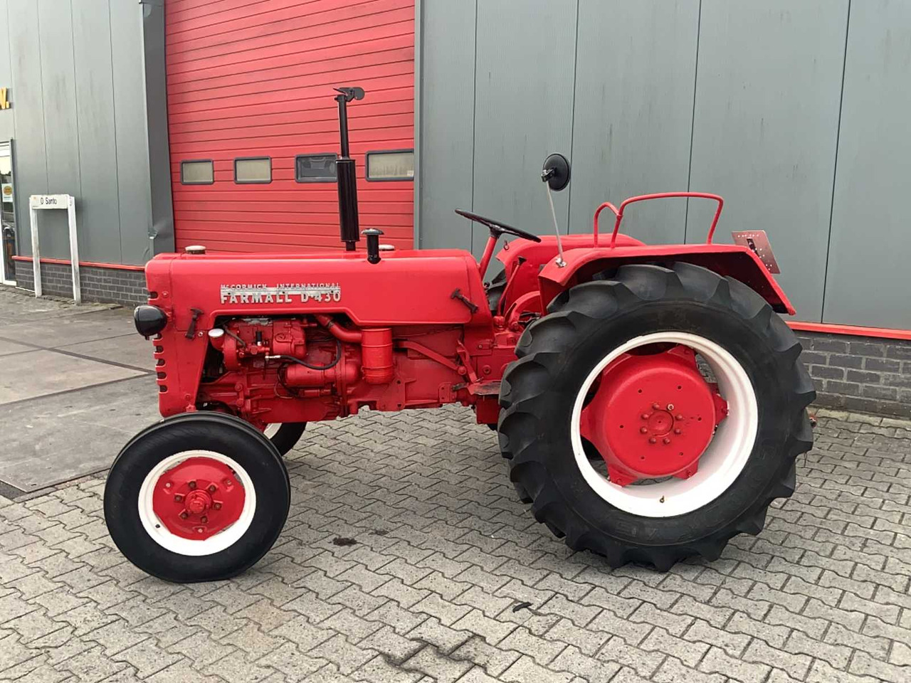 Farmall D-430 - Трактор: снимка 5 Farmall D-430 - Трактор: снимка 5