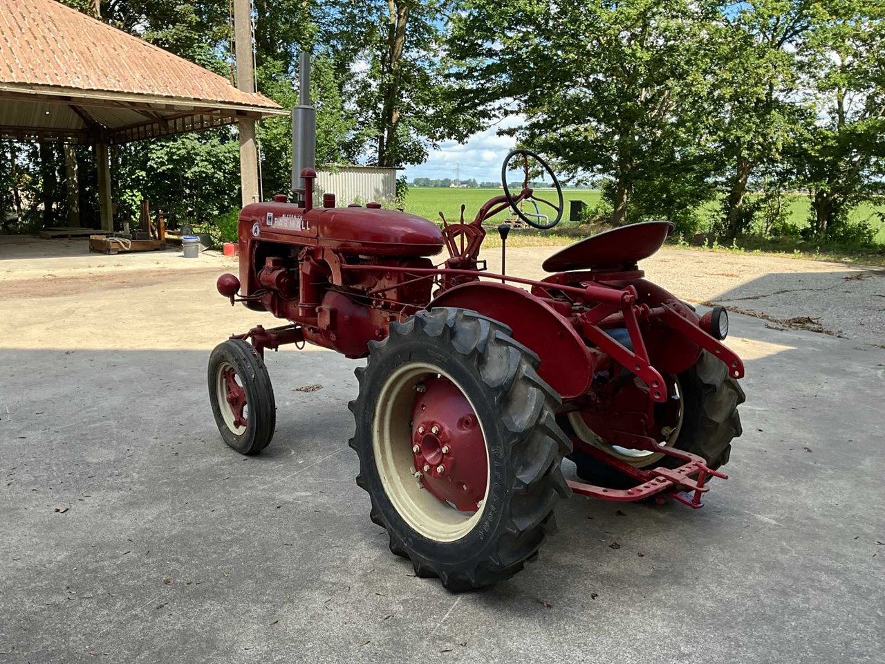 Farmall Farmall Super A “Benzine” - Трактор: снимка 4 Farmall Farmall Super A “Benzine” - Трактор: снимка 4