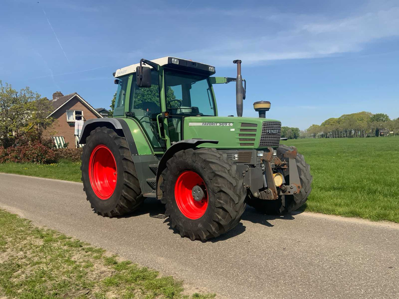 Fendt 509C - Трактор: снимка 2 Fendt 509C - Трактор: снимка 2