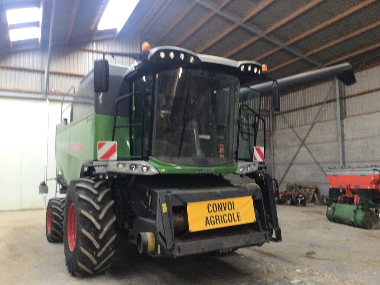 Fendt 6335C - Зърнокомбайн: снимка 3 Fendt 6335C - Зърнокомбайн: снимка 3