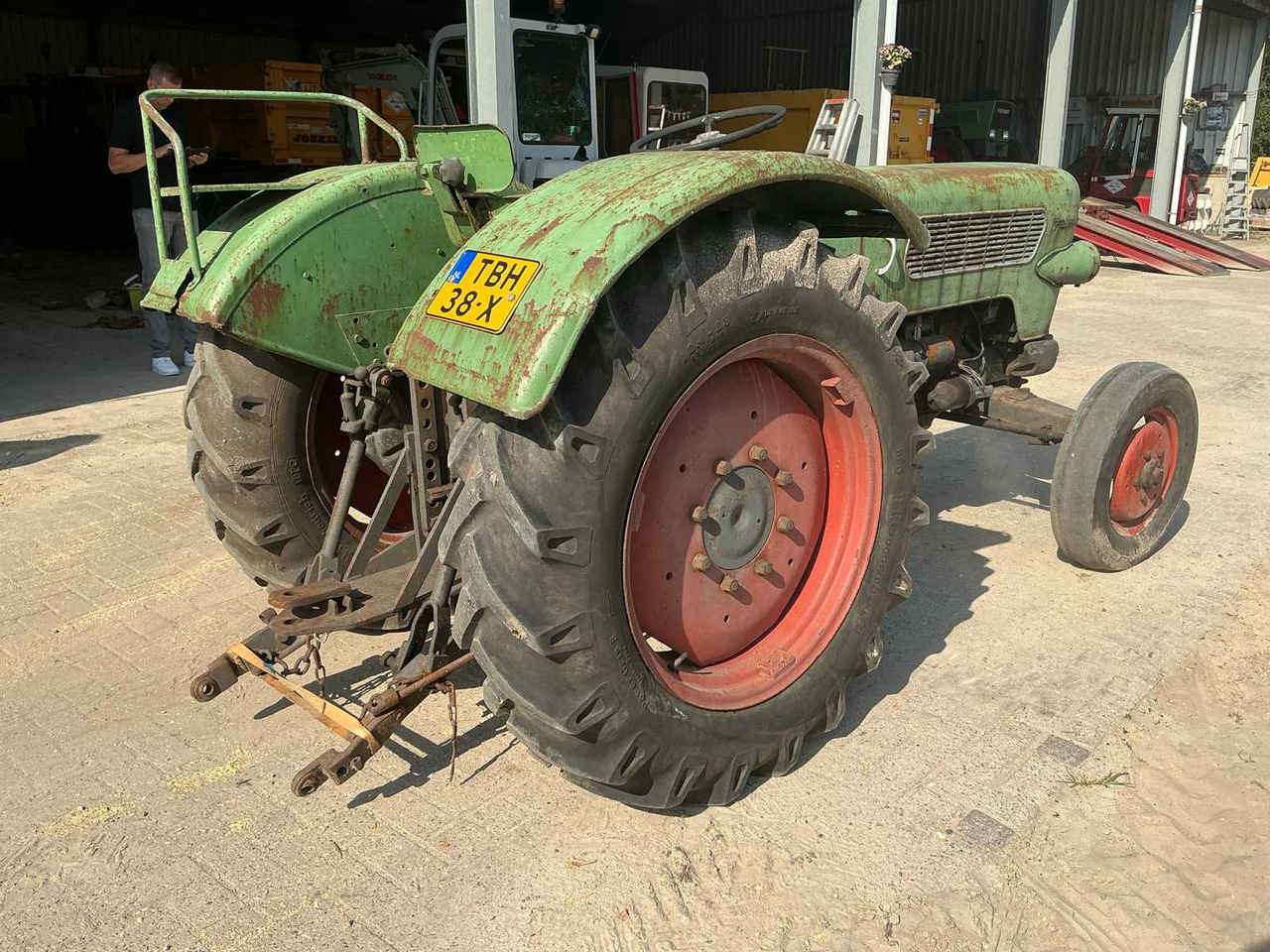 Fendt Farmer 2-FW139/3 - Трактор: снимка 5 Fendt Farmer 2-FW139/3 - Трактор: снимка 5