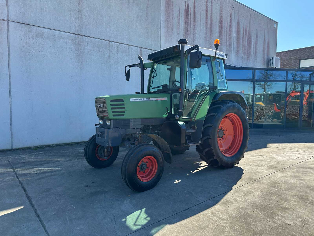 Fendt Farmer 308C - Трактор: снимка 1 Fendt Farmer 308C - Трактор: снимка 1