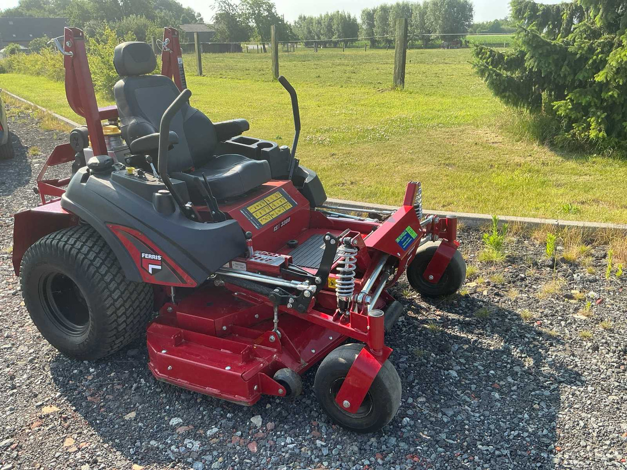 Ferris ISX 3300 - Косачка за трева: снимка 2 Ferris ISX 3300 - Косачка за трева: снимка 2