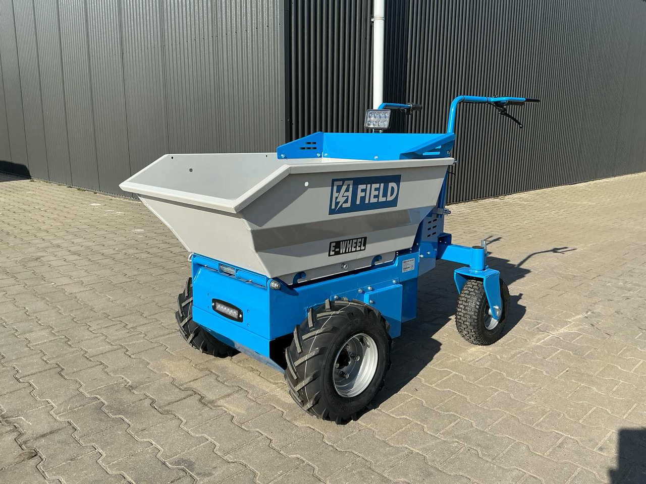 Field D500E - Самосвал: снимка 1 Field D500E - Самосвал: снимка 1
