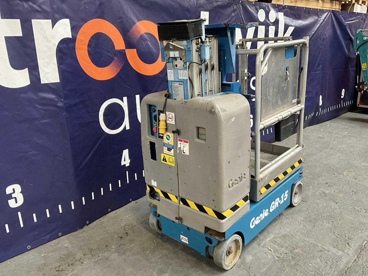 Работна площадка GENIE - GR-15 - AERIAL PLATFORM: снимка 13 Работна площадка GENIE - GR-15 - AERIAL PLATFORM: снимка 13