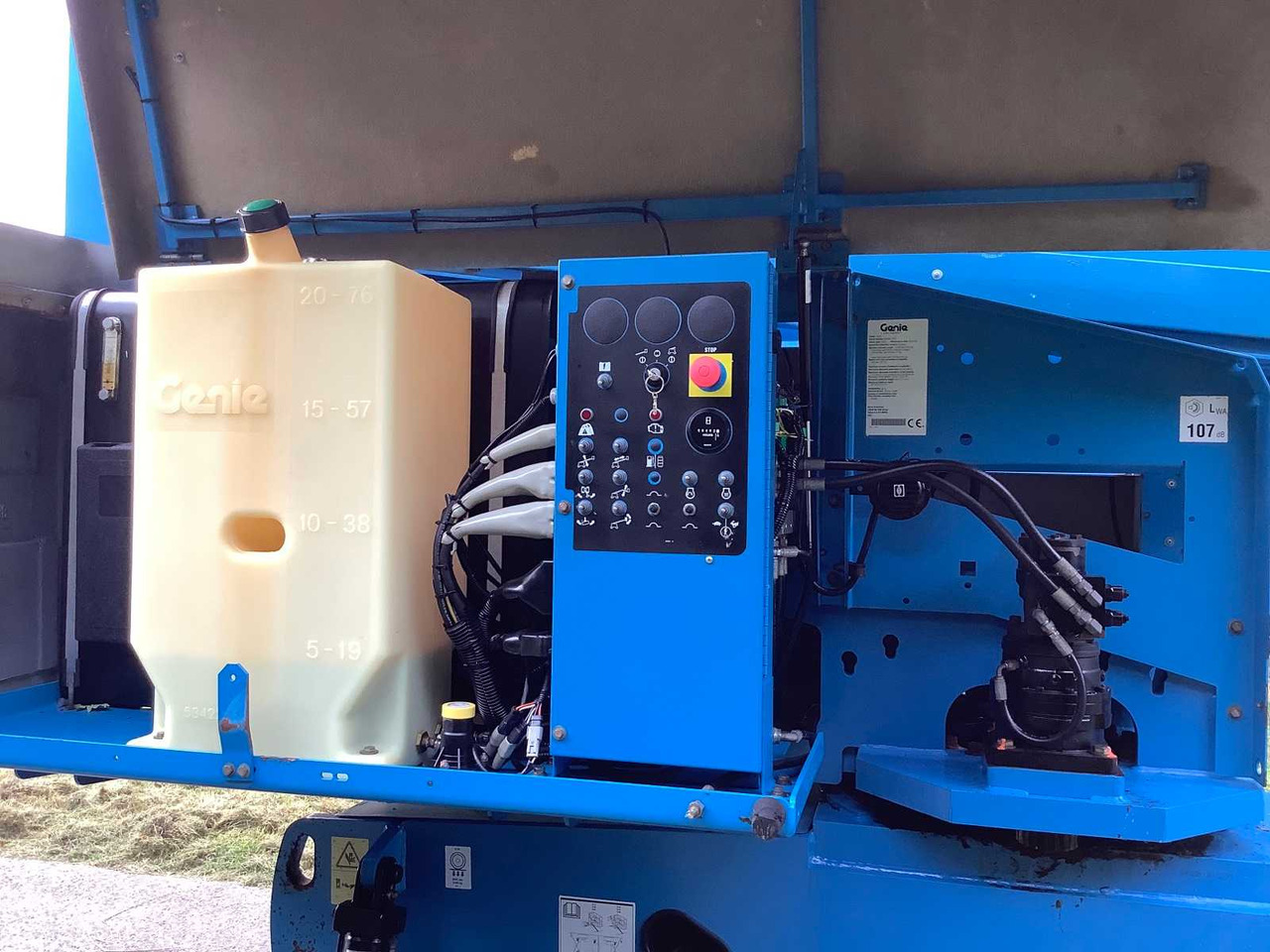 Genie S45 - Работна площадка: снимка 5 Genie S45 - Работна площадка: снимка 5