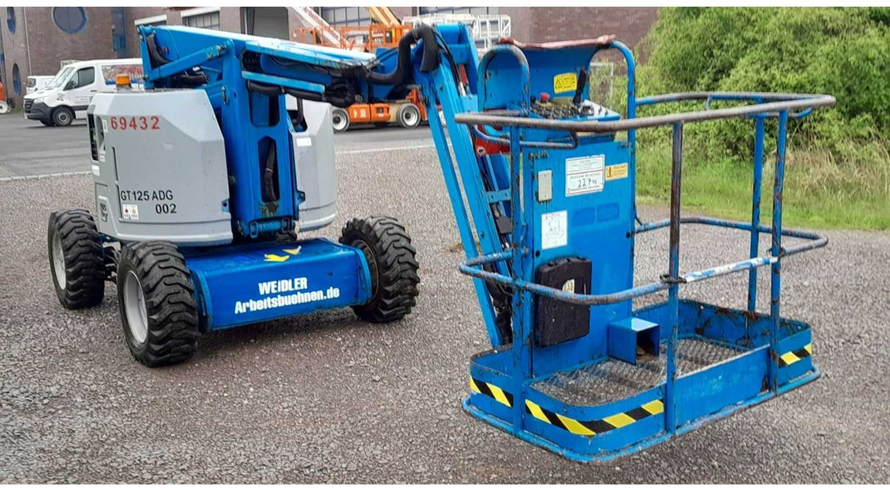 Genie Z34/22 - Работна площадка: снимка 1 Genie Z34/22 - Работна площадка: снимка 1
