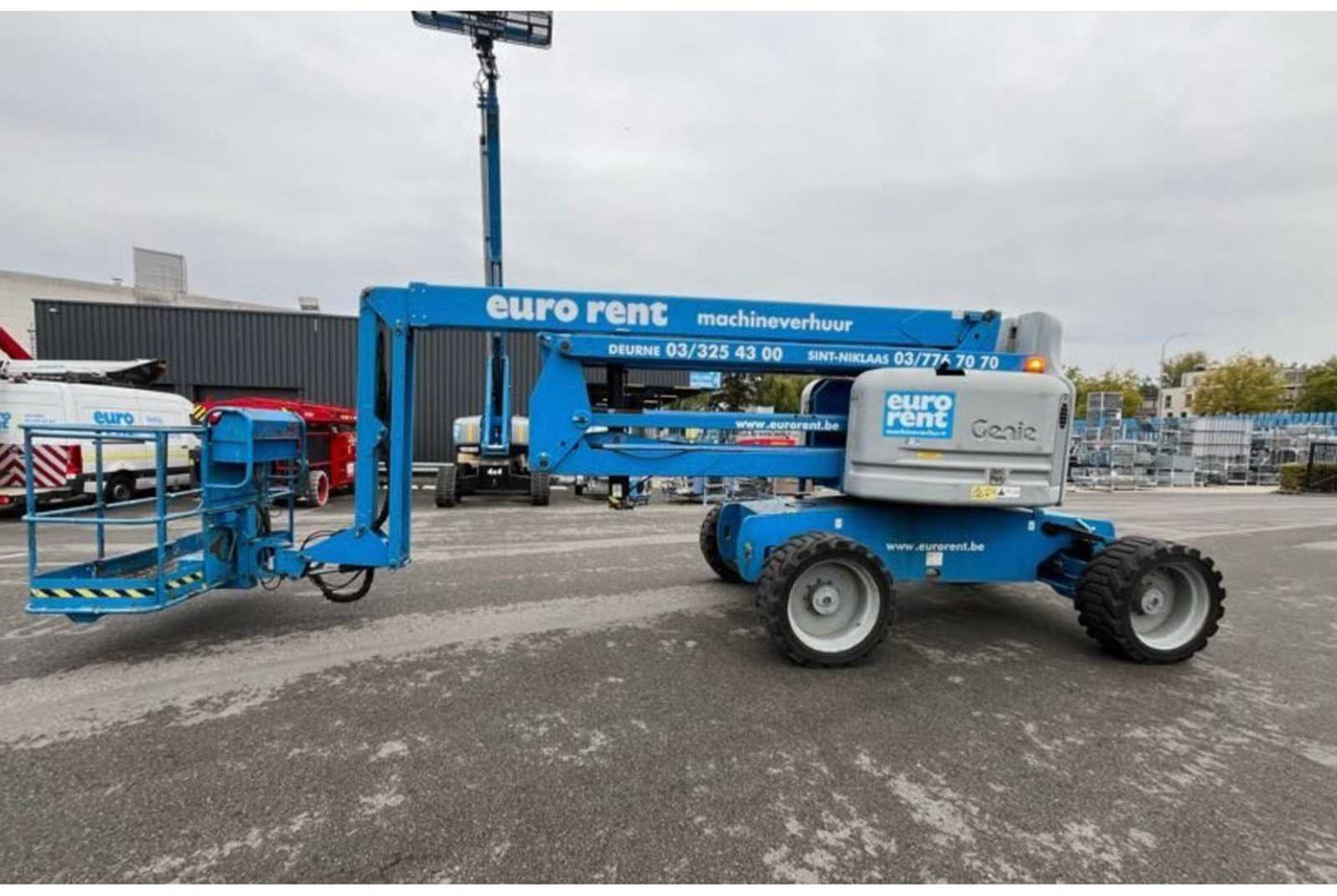 Genie Z60/34 - Работна площадка: снимка 1 Genie Z60/34 - Работна площадка: снимка 1